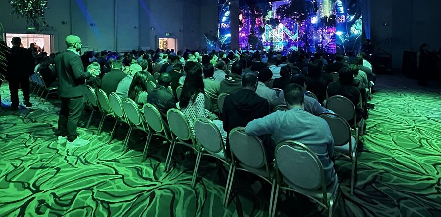 Conferencias y Congresos